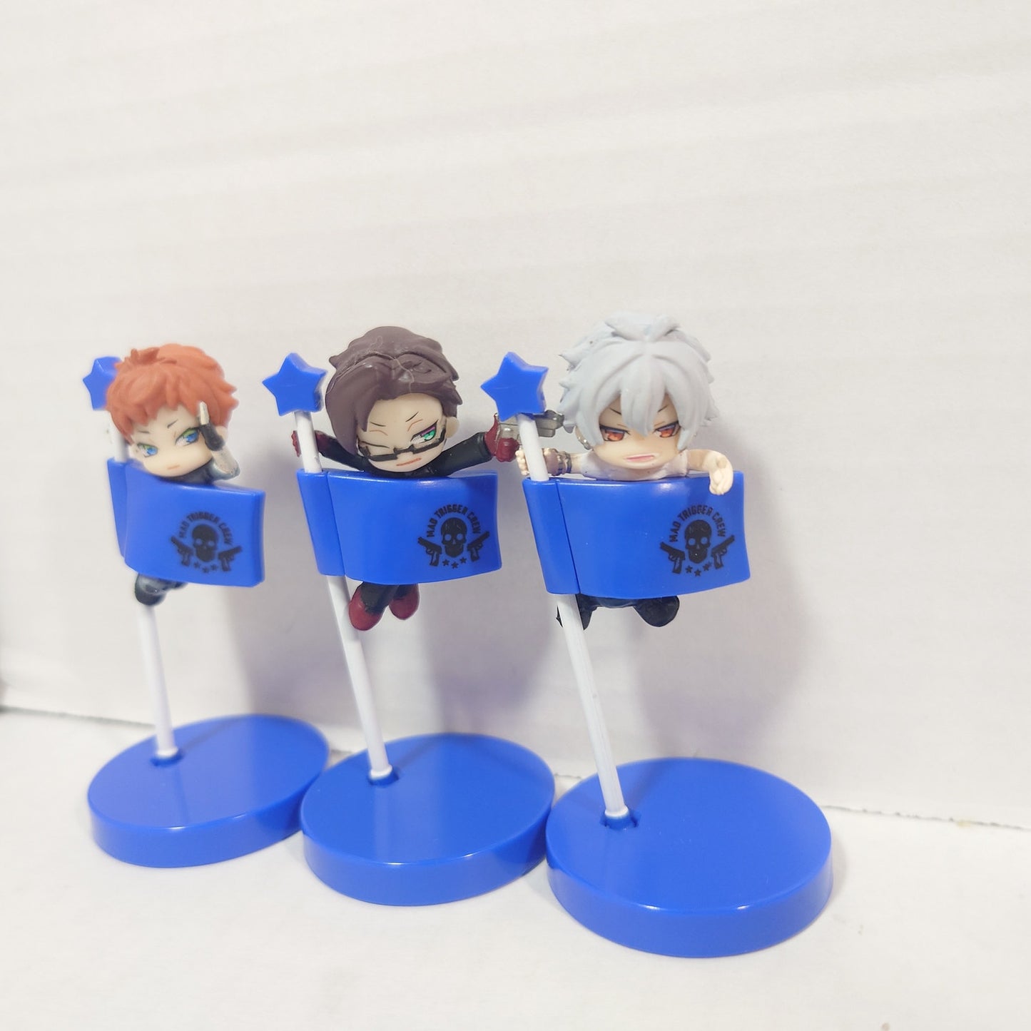 Mad Trigger Crew Hypnosis Mic Mini Flag Figure Set