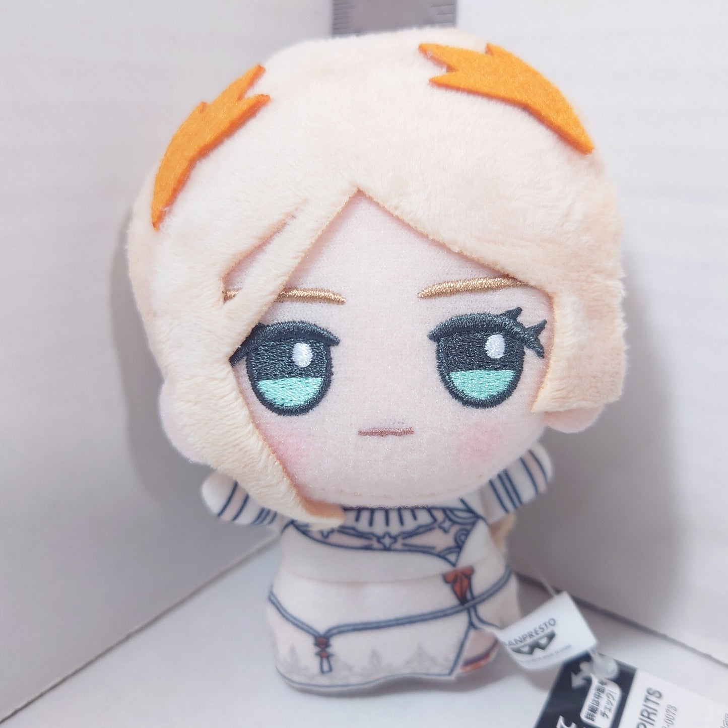 Comannder White NieR Automata Ver 1.1a Chibigurumi Plush